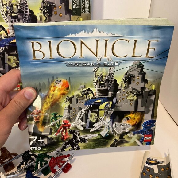 LEGO Bionicle 8769 Visorak's Gate Toa Hordika Near Complete Set + Box + Manual - Picture 5 of 13